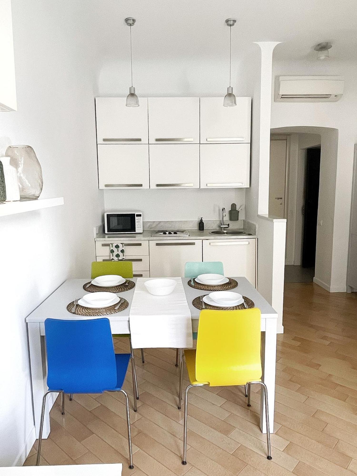 Ampio E Accogliente Bilocale - Fara 1, Porta Nuova Apartment มิลาน ภายนอก รูปภาพ